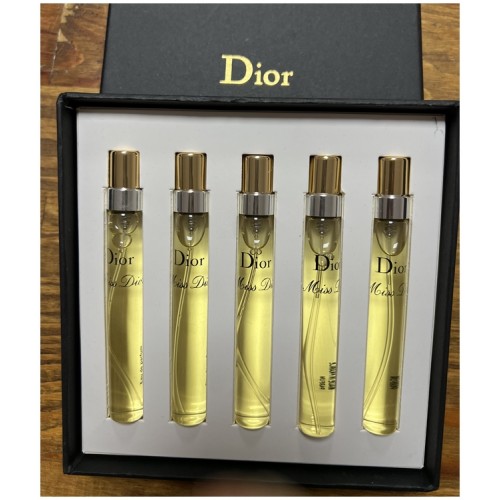 CHRİSTİAN DİOR MİSS DİOR EDP ÇANTA SETİ ( 5 x 7.5 ML )  Dekant Çanta boy parfüm